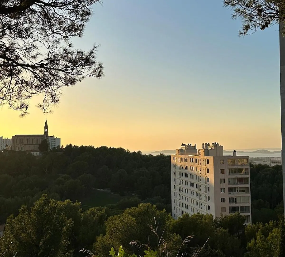 Cocon Calanques Marseille Apartment